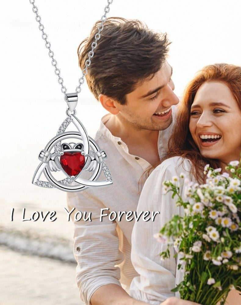 European And American Fashion Vintage Pendant Necklace Heart-shaped Accessories Geometric Design